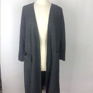 NWOT LulaRoe Gray Textured Sarah Duster Cardigan